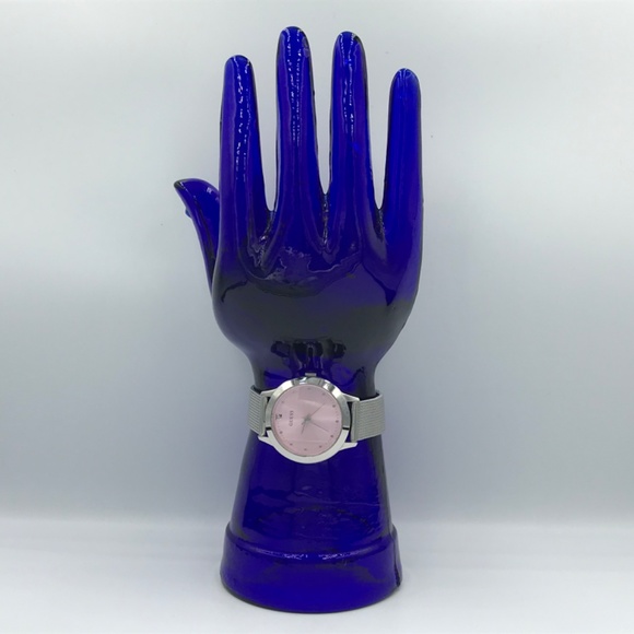 NWOT Guess Women’s Silver Tone, Pink Face Watch With Mesh Wristband - Picture 2 of 9